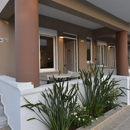 Aparthotel Okeanis II